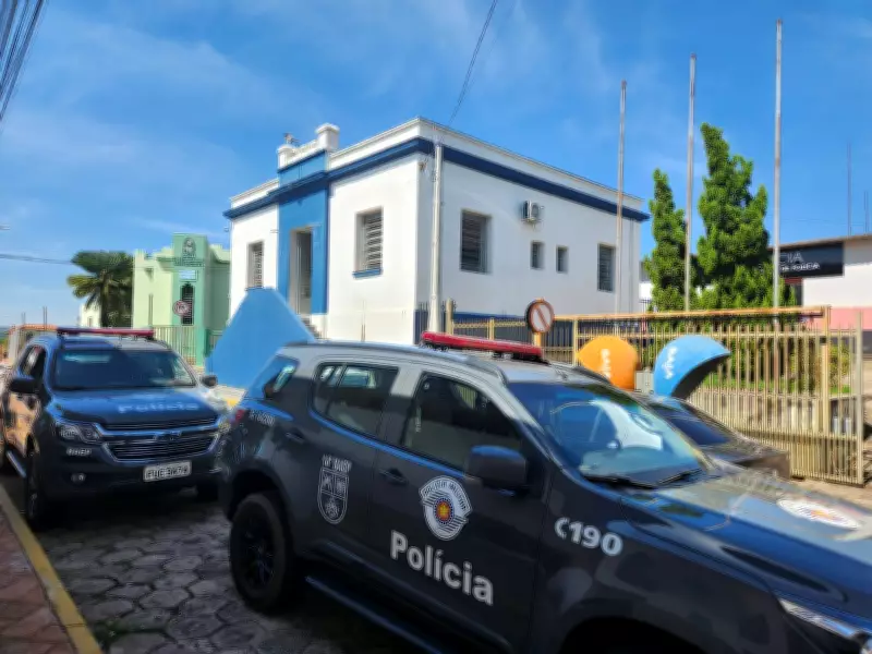 Homem é preso por sequestrar as próprias filhas gêmeas de 1 ano em Bofete