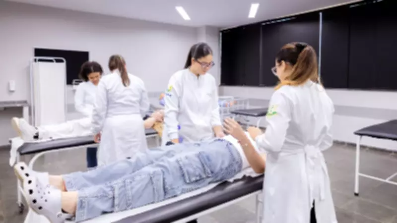 IA transforma medicina, mas reforça papel humano do médico, diz especialista