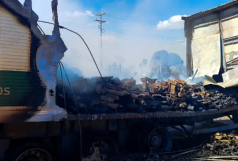 Incêndio em carreta com plástico e ferro interdita BR-163 em Campo Grande