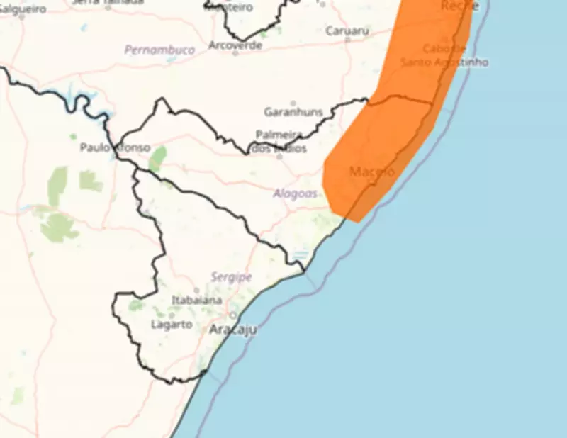 Inmet alerta para chuva forte em 39 cidades de Alagoas nesta terça