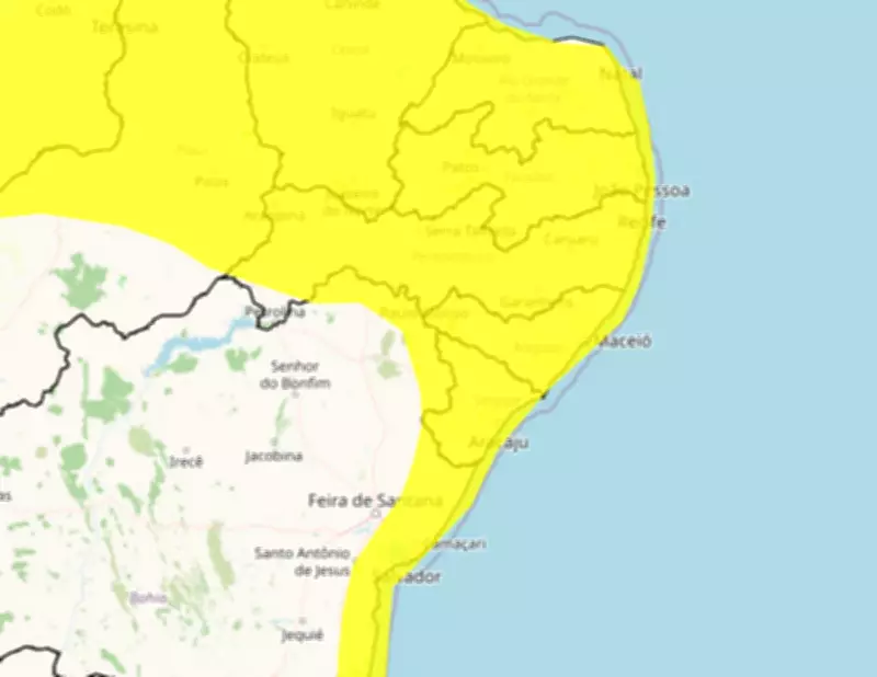 Inmet emite alerta de chuvas intensas para todo Alagoas nesta terça