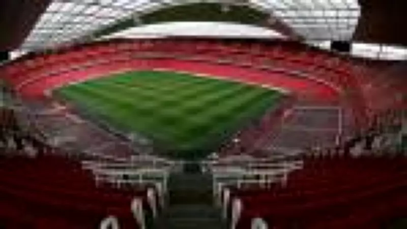 Jogos de hoje, 18/05: futebol ao vivo na Premier League e Série B