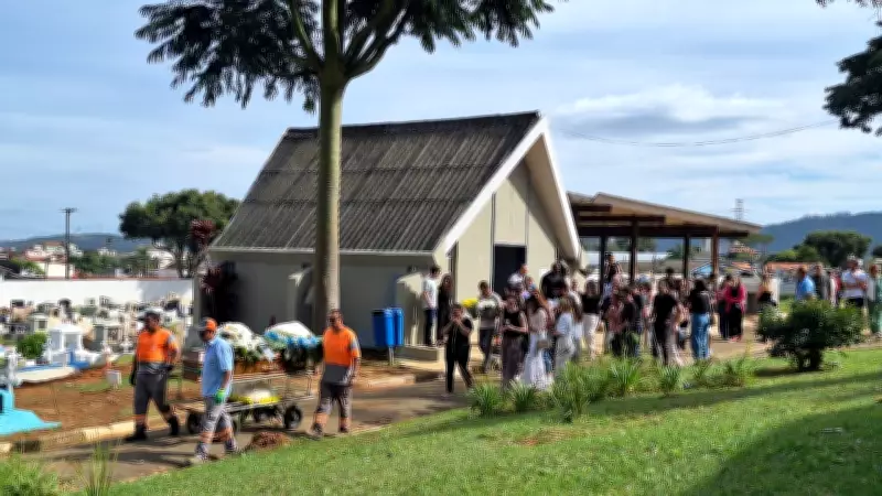 Juíza morta após coleta de óvulos é enterrada em Mogi das Cruzes