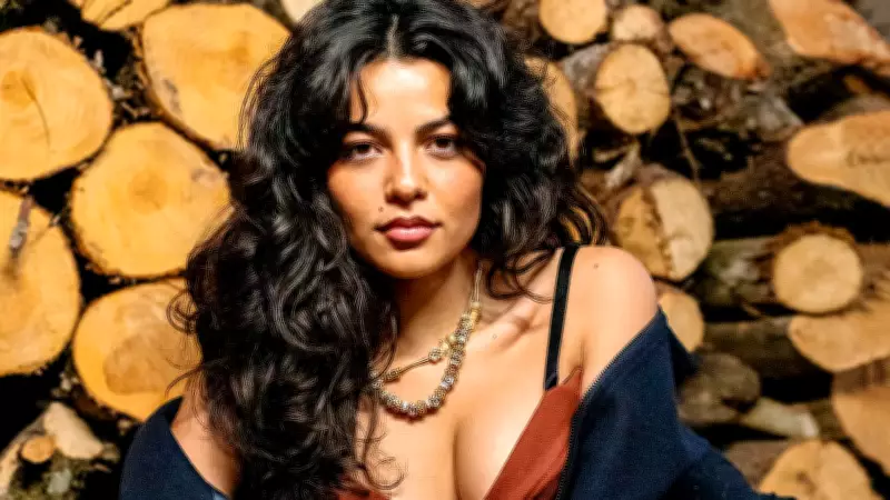 Larissa Bocchino celebra nova fase na carreira e volta à TV aberta