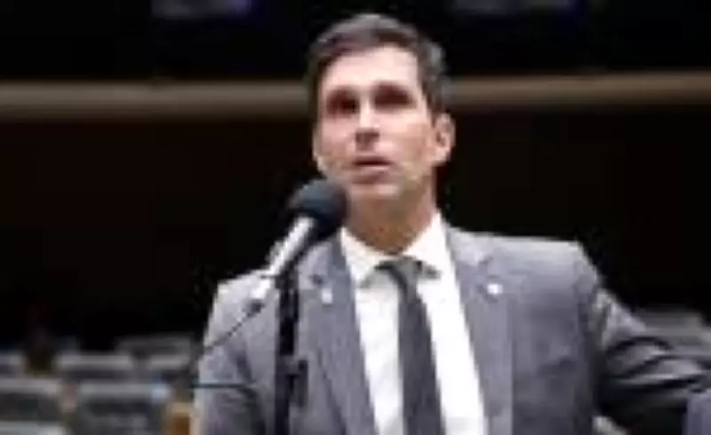 Luiz Lima critica PP por votar com esquerda e chama sigla de 'Partido Profissional'