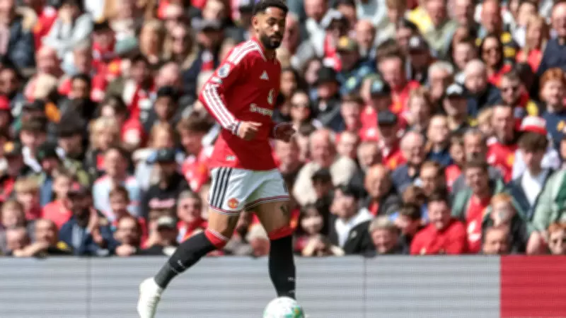 Manchester United vence Nottingham Forest com gol de Matheus Cunha e homenagem a Casemiro