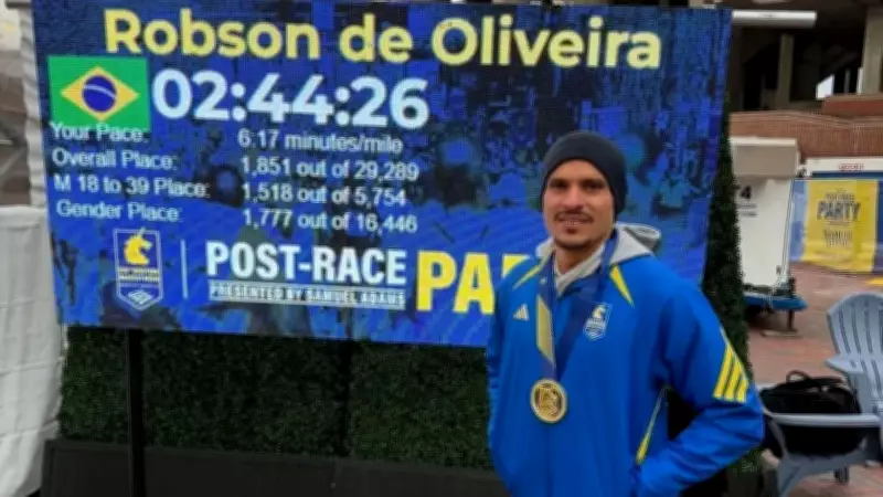 Maratonista amador ajuda rival exausto e vira herói mundial em Boston