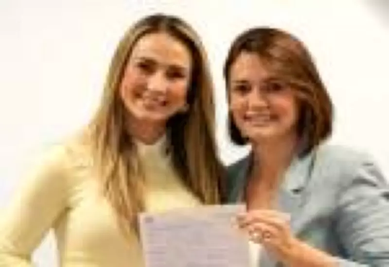 Michelle Bolsonaro apoia candidaturas femininas no DF para o Congresso