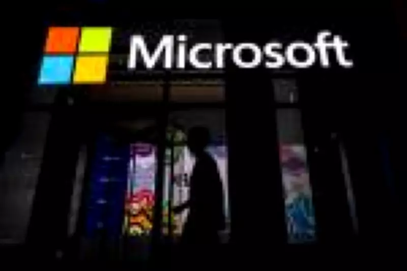 Microsoft avalia recuar de meta climática por demanda de energia de IA