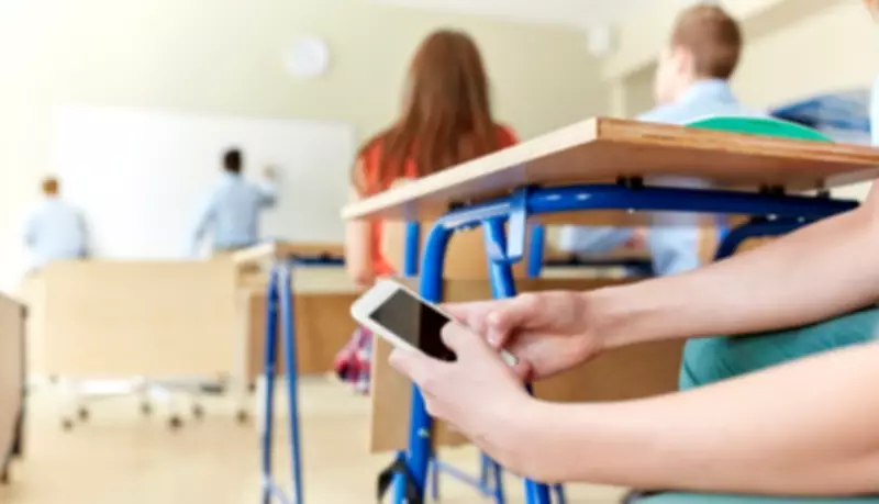 MP de Rondônia fiscaliza proibição de celular nas escolas de Porto Velho