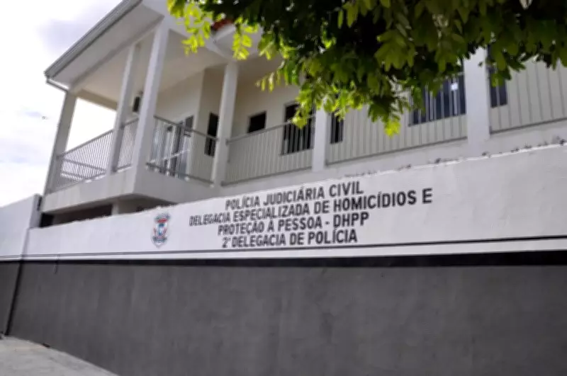 Mulher com transtornos psiquiátricos mata companheiro com barra de ferro em MT