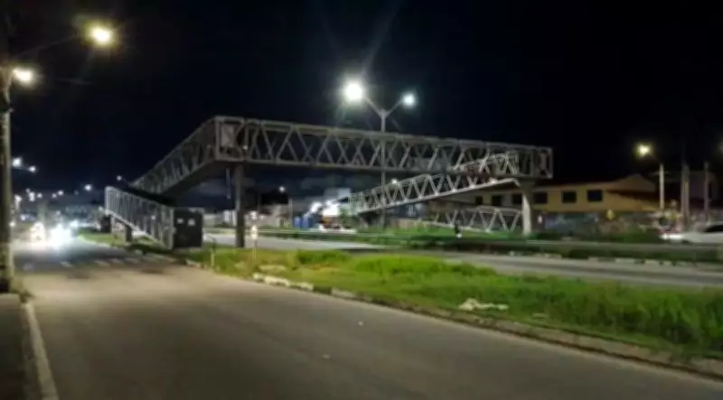 Mulher morre atropelada duas vezes na BR-101 em Rio Bonito