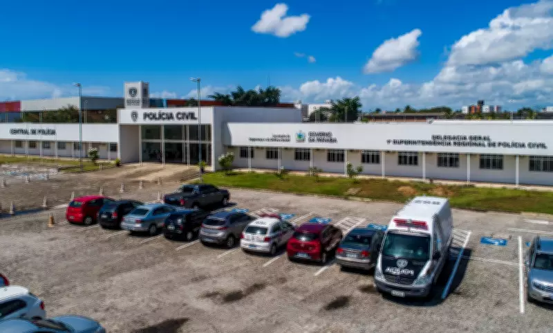 Mulher é presa em João Pessoa suspeita de integrar quadrilha de extorsão sexual