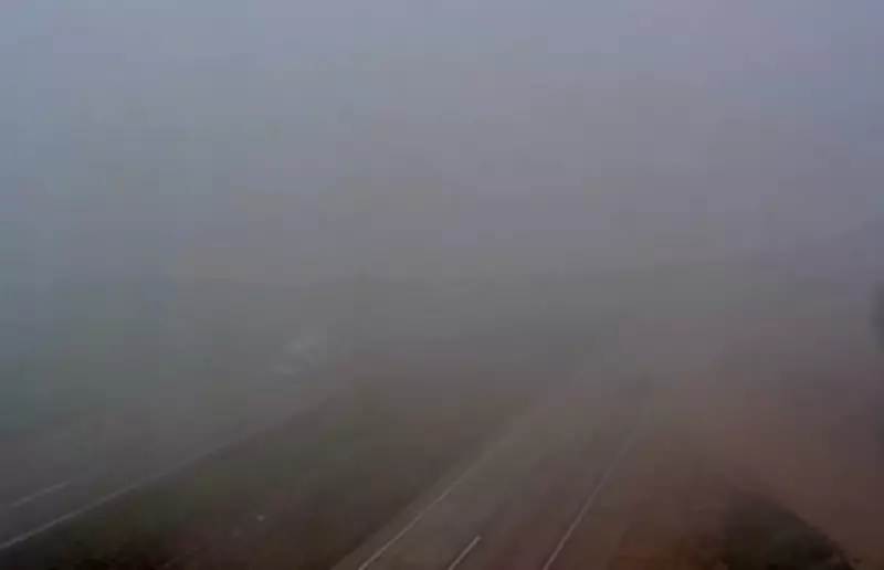 Neblina intensa reduz visibilidade na Serra de São Vicente em MT