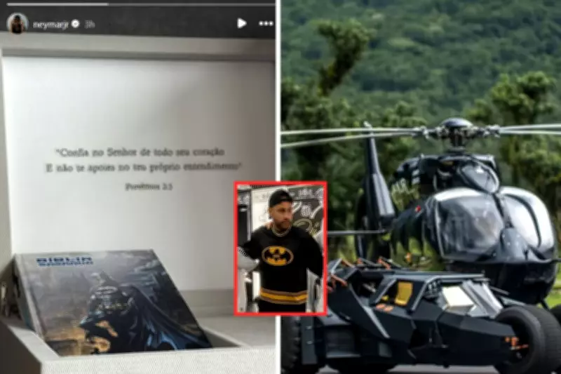 Neymar exibe Bíblia com capa do Batman e coleção de itens do herói