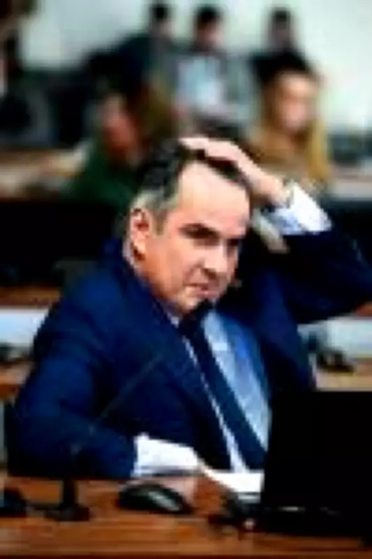 Operação contra Ciro Nogueira gera climão e cautela no Centrão