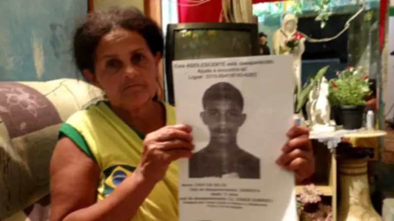Pai de Davi Silva cobra PMs: 'apresentem nem que seja fio de cabelo do filho'