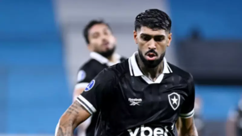 Palmeiras anuncia zagueiro argentino Alexander Barboza, ex-Botafogo