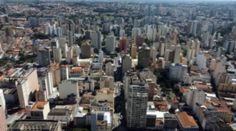 Pesquisa revela desigualdade no consumo entre classes na RMC em 2026