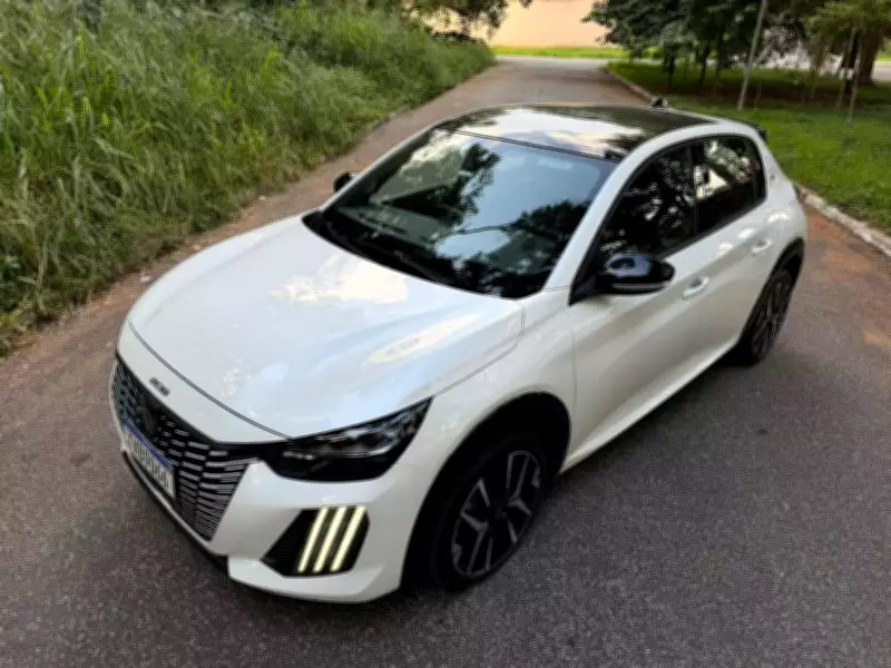 Peugeot 208 GT Hybrid: novo hatch híbrido chega ao Brasil em 2026