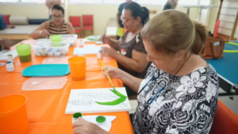 Pintura terapêutica transforma reabilitação de pacientes em Sorocaba