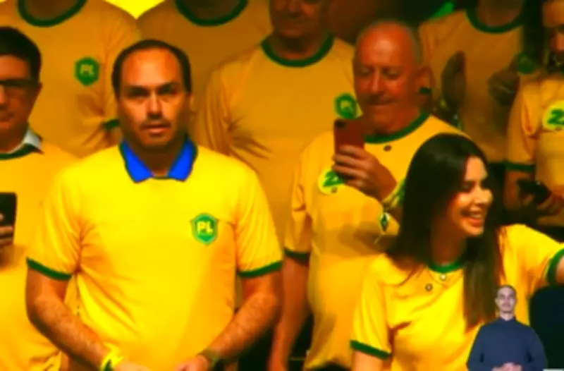PL lança Carlos Bolsonaro e Carol de Toni como pré-candidatos ao Senado em SC