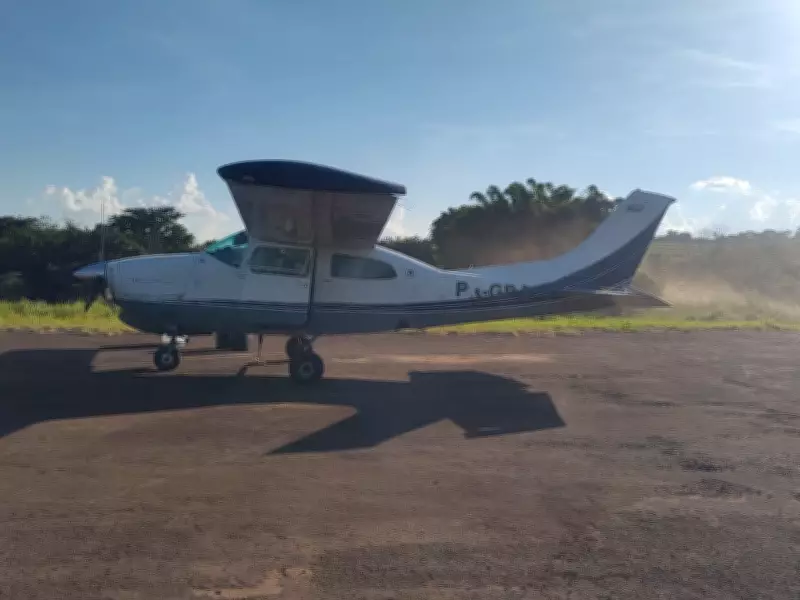 PM apreende avião, fuzis e 558 kg de cocaína em fazenda em Getulina