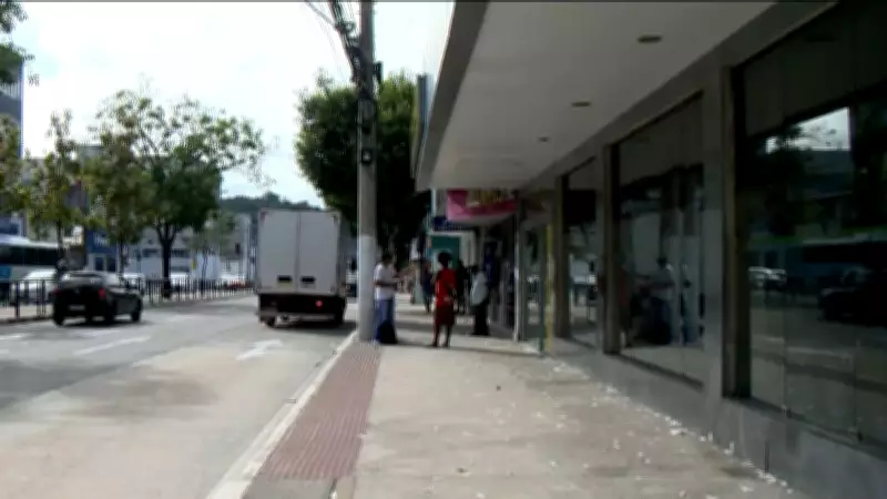PM é preso por ameaçar esposa com arma em Vitória