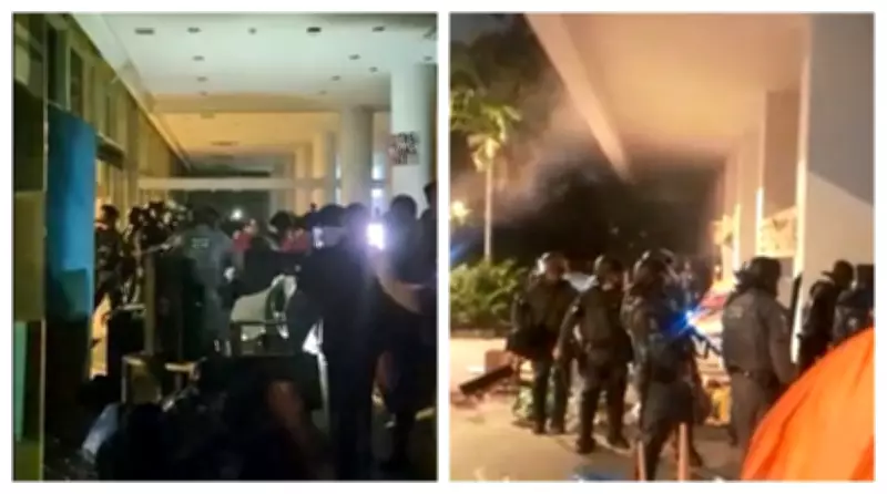 PM usa cassetetes e bombas de gás para desocupar reitoria da USP em SP