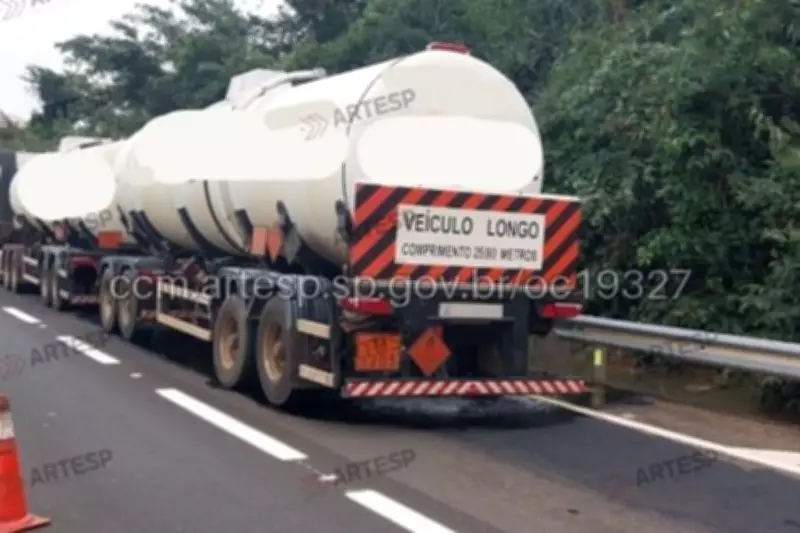 Pneu de caminhão-tanque estoura e interdita rodovia em Martinópolis