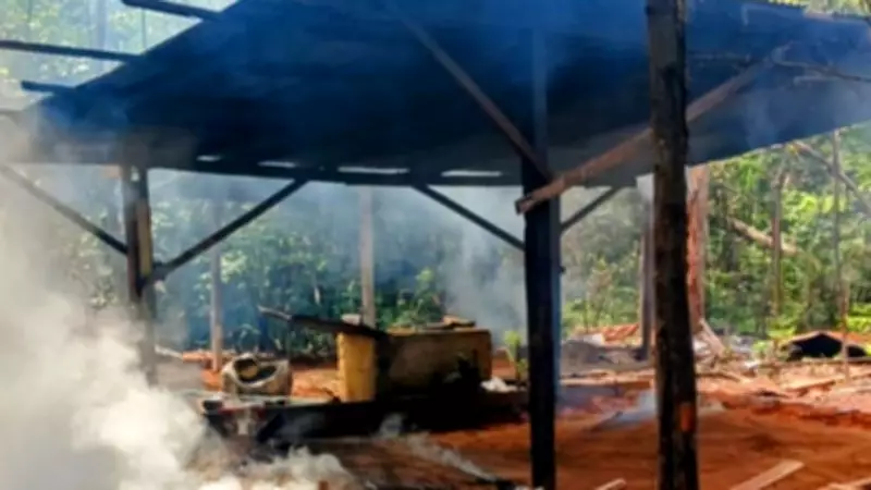 Polícia Ambiental fecha fábrica clandestina de carvão em Macapá
