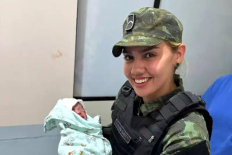 Policial militar realiza parto de emergência em via pública e salva bebê