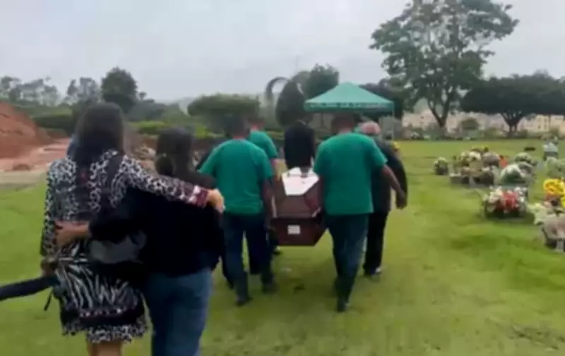 Policial sergipano morto por colega em Alagoas é sepultado em Aracaju