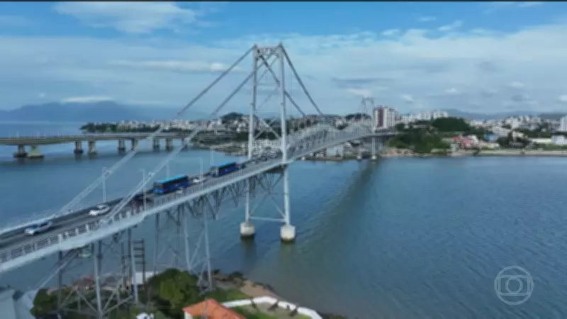 Ponte Hercílio Luz em Florianópolis celebra 100 anos de história