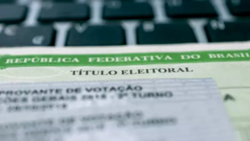 Prazo para tirar título eleitoral encerra; certidão garante direitos até novembro