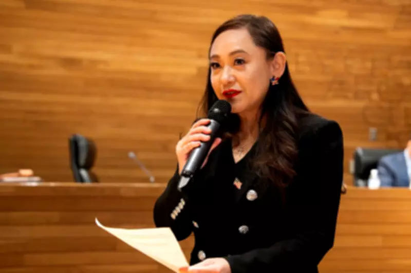Prefeita da Califórnia renuncia após admitir ser agente da China