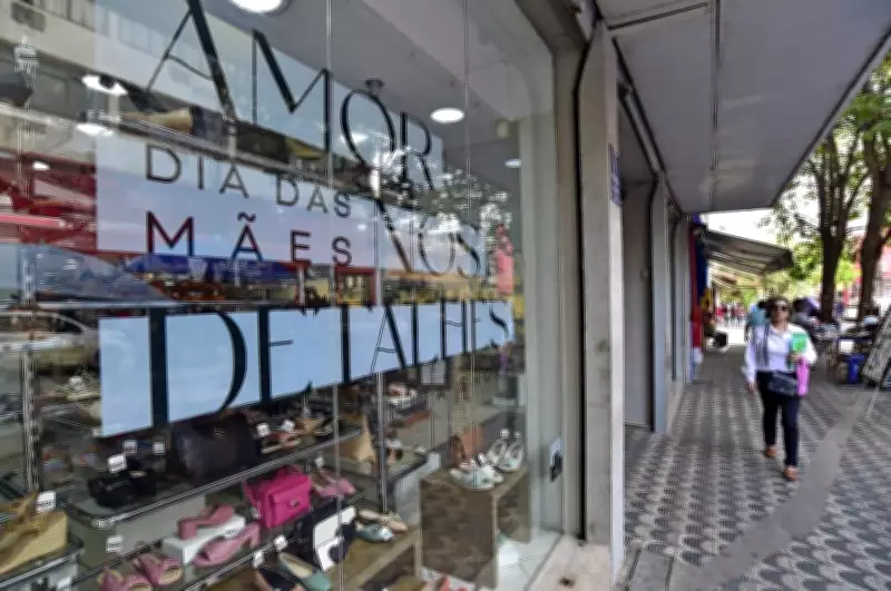 Procon-MT orienta consumidores para compras seguras no Dia das Mães