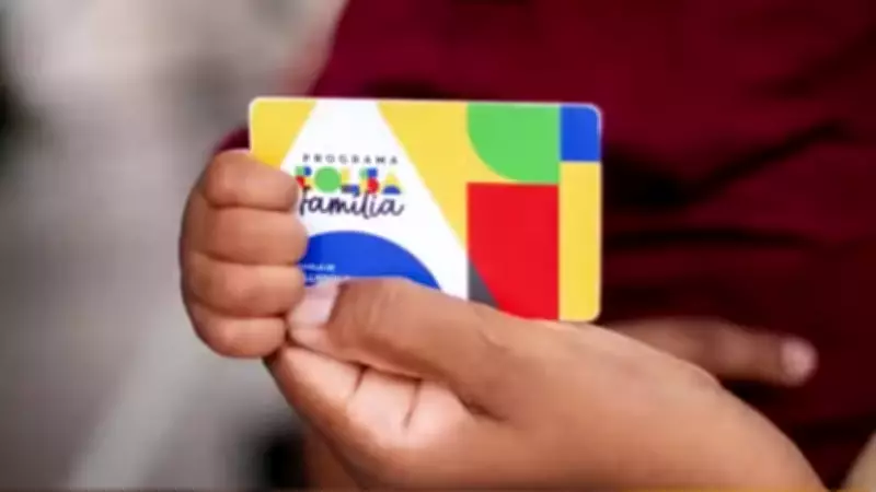 Programas sociais alcançam 22,7% dos lares brasileiros em 2025
