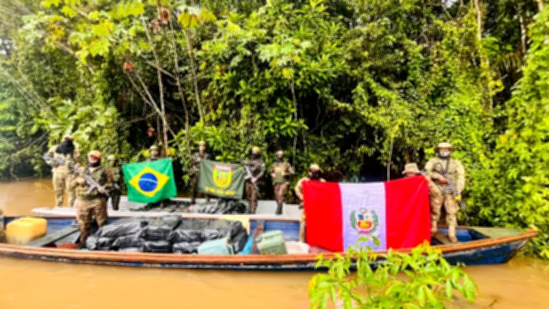 Quase 1 tonelada de maconha é apreendida na fronteira do Amazonas com o Peru