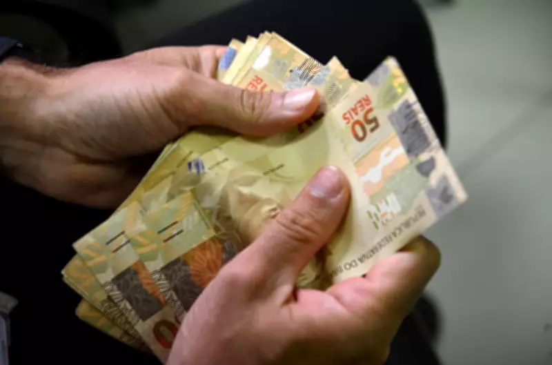 Renda média no Amapá atinge R$ 2.857 em 2025, maior valor já registrado