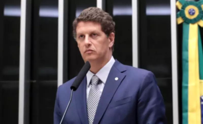 Ricardo Salles mantém candidatura ao Senado e critica André do Prado