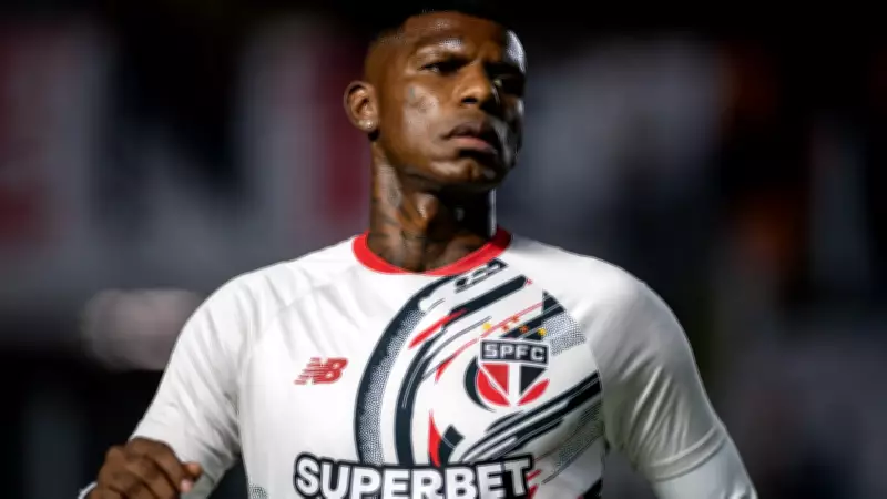 Robert Arboleda volta ao São Paulo e define permanência até meio do ano
