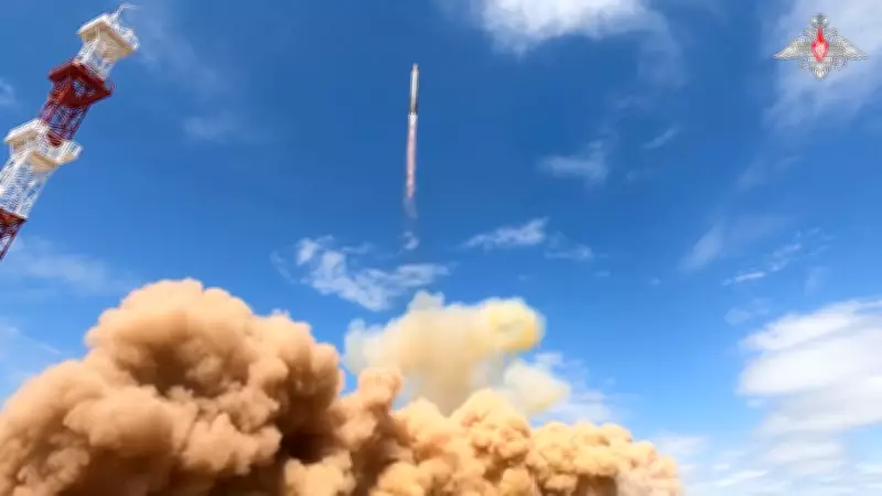 Rússia realiza exercícios nucleares com mísseis e testa arsenal