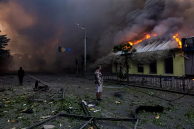 Rússia usa míssil hipersônico Oreshnik em ataque massivo a Kiev; 2 mortos e 56 feridos