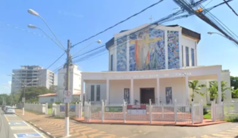 Santuário Santa Rita de Cássia celebra padroeira com missas e 12 mil rosas