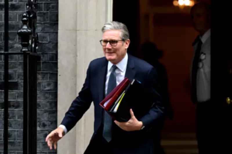 Seis ministros pedem renúncia de Keir Starmer em crise no Reino Unido
