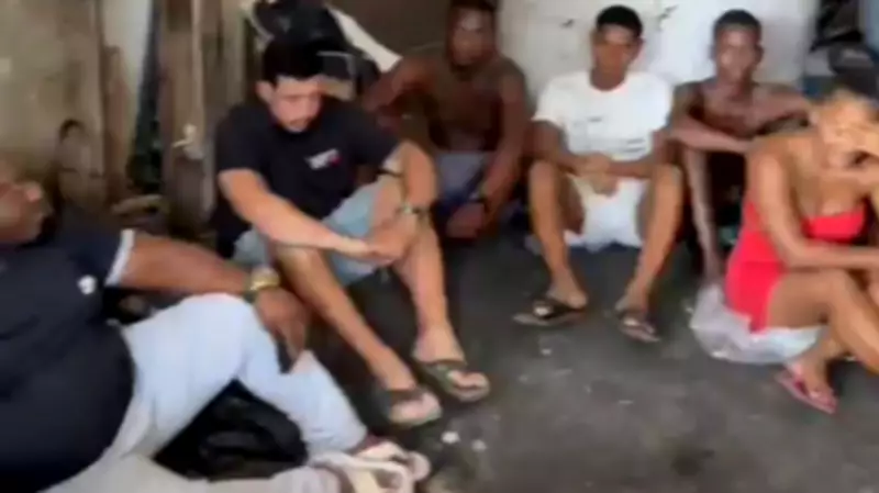 Sete pessoas presas com carga de cigarros roubada em Madureira