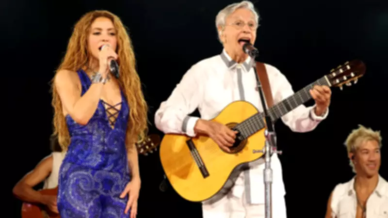 Shakira atrasa mais de 1 hora, mas encanta Rio com show dedicado às mulheres