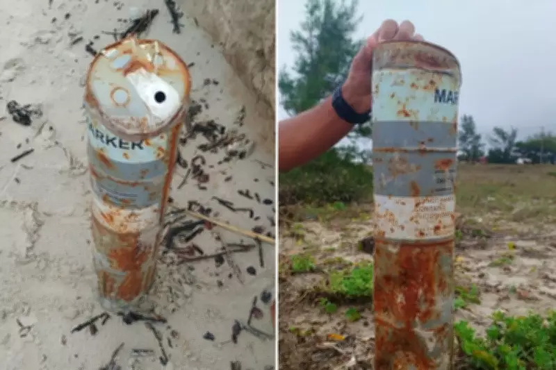 Sinalizador militar MK-58 é encontrado em praia de Ilha Comprida, SP