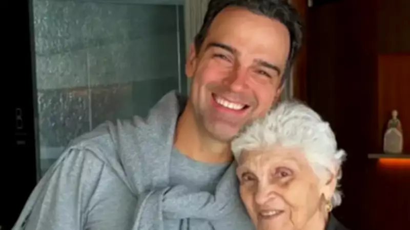 Tadeu Schmidt anuncia morte da mãe, Dona Janira, aos 92 anos